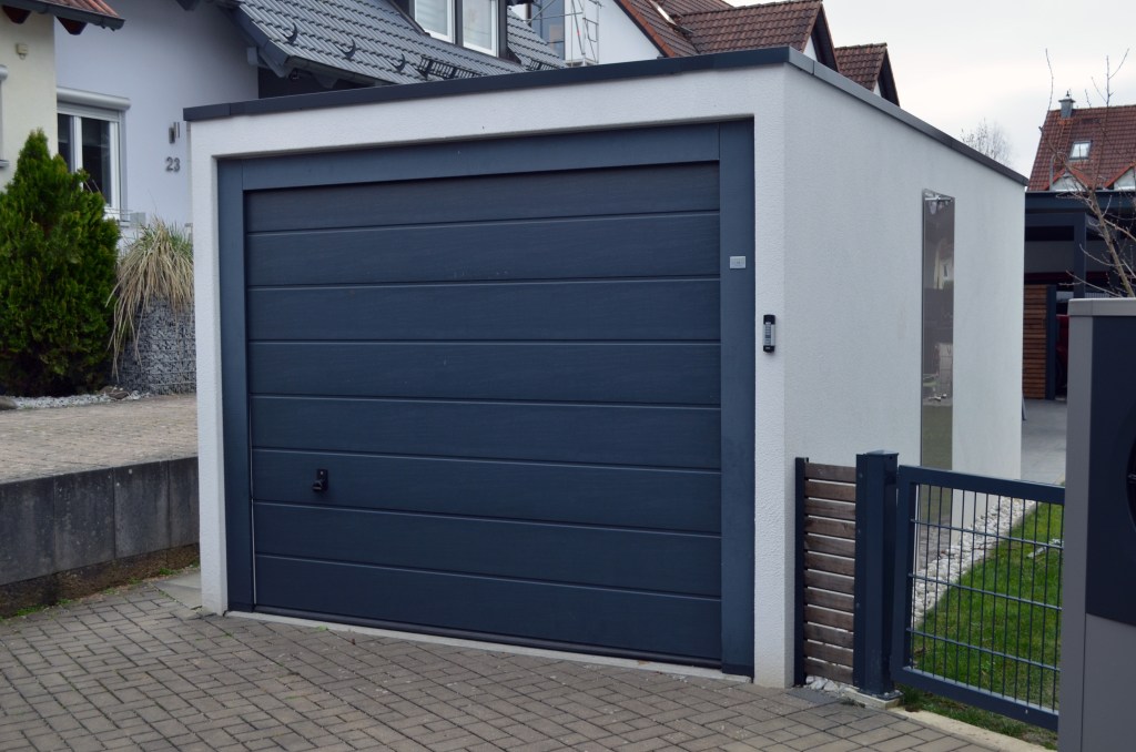Fertiggarage fertig saniert